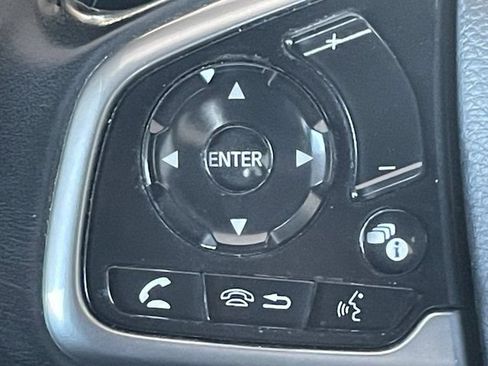 Used 2020 Honda CR-V Touring image 10