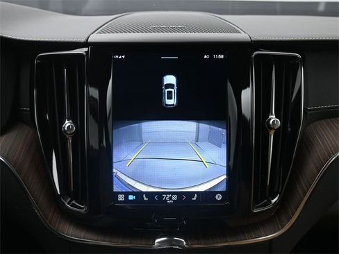 Used 2022 Volvo XC60 B5 Inscription w/ Protection Package Premier image 21