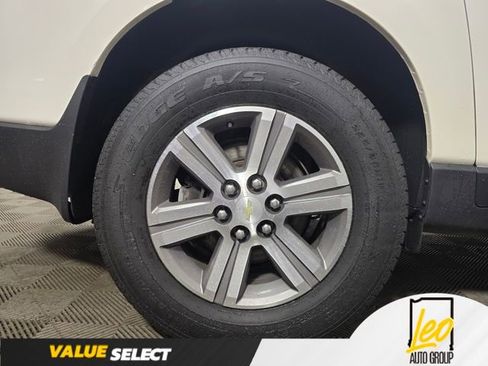 Used 2015 Chevrolet Traverse LT FWD image 24