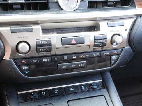 Used 2017 Lexus ES 350 image 28