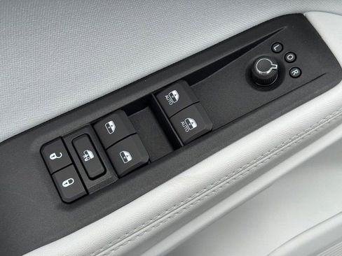 New 2026 Jeep Cherokee Laredo image 10