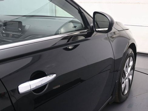 Used 2024 Nissan Altima 2.5 S FWD image 13