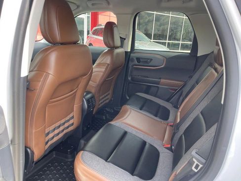 Used 2024 Ford Bronco Sport Outer Banks w/ Tech Package AWD/4WD image 19