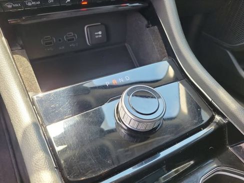 Used 2022 Jeep Grand Cherokee L Laredo w/ Luxury Tech Group I AWD/4WD image 16