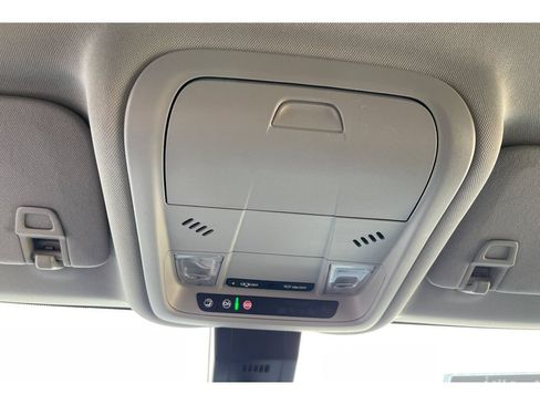 Used 2022 Chevrolet Equinox LT FWD image 23