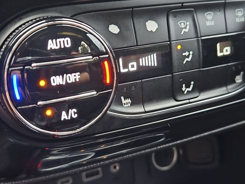 Used 2021 Buick Encore GX Select AWD/4WD image 20