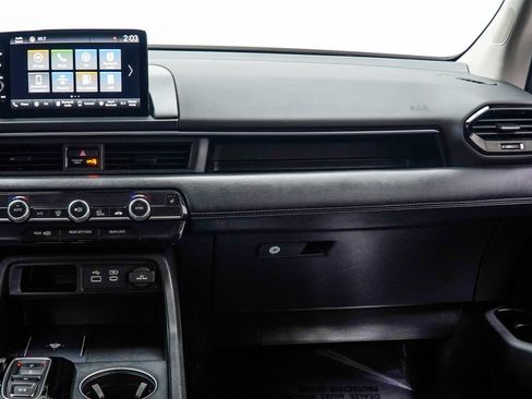 Used 2025 Honda Pilot EX-L image 17