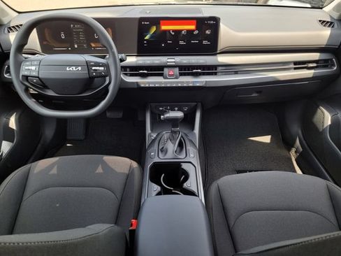 New 2026 Kia K4 FWD image 13