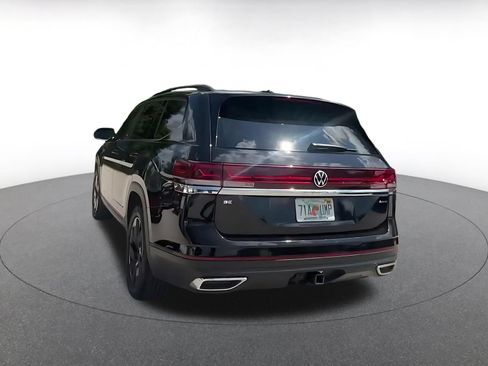 Used 2026 Volkswagen Atlas SE AWD/4WD image 11