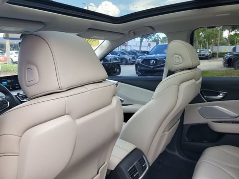 Used 2025 Acura RDX w/ Technology Package AWD/4WD image 11