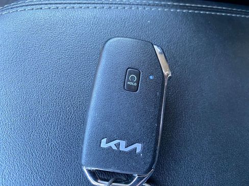 Used 2025 Kia Seltos S image 25