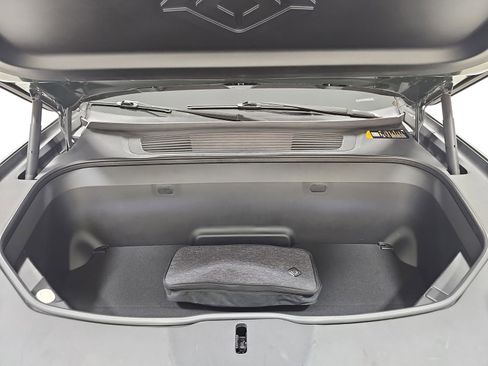 Used 2022 Rivian R1T Adventure image 14