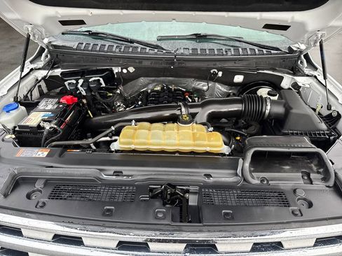 Used 2021 Ford Expedition Limited image 13