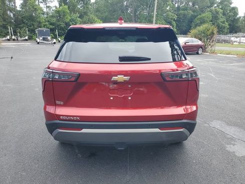 Certified 2025 Chevrolet Equinox LT w/ Safety and Technology Package FWD image 5