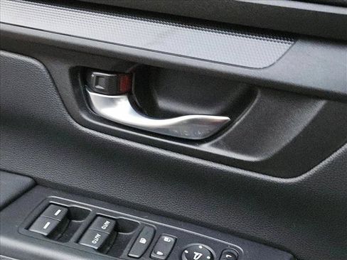 Used 2025 Honda CR-V Sport image 7