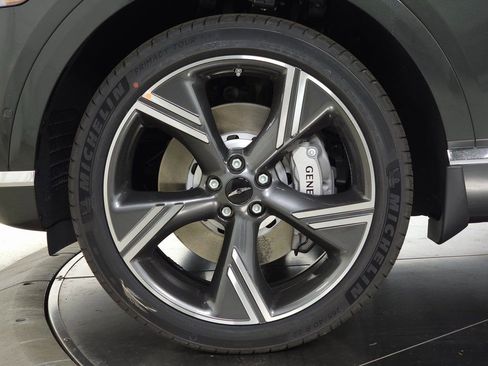 New 2026 Genesis GV80 2.5T Prestige AWD/4WD image 8
