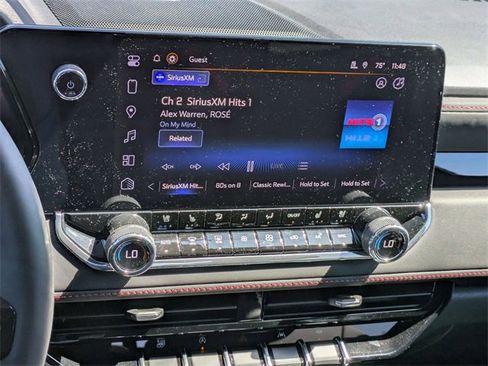 New 2025 Chevrolet Colorado Z71 w/ Midnight Edition image 17