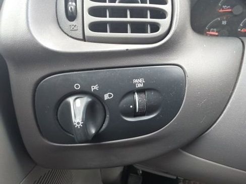 Used 1998 Ford F150 XLT image 22