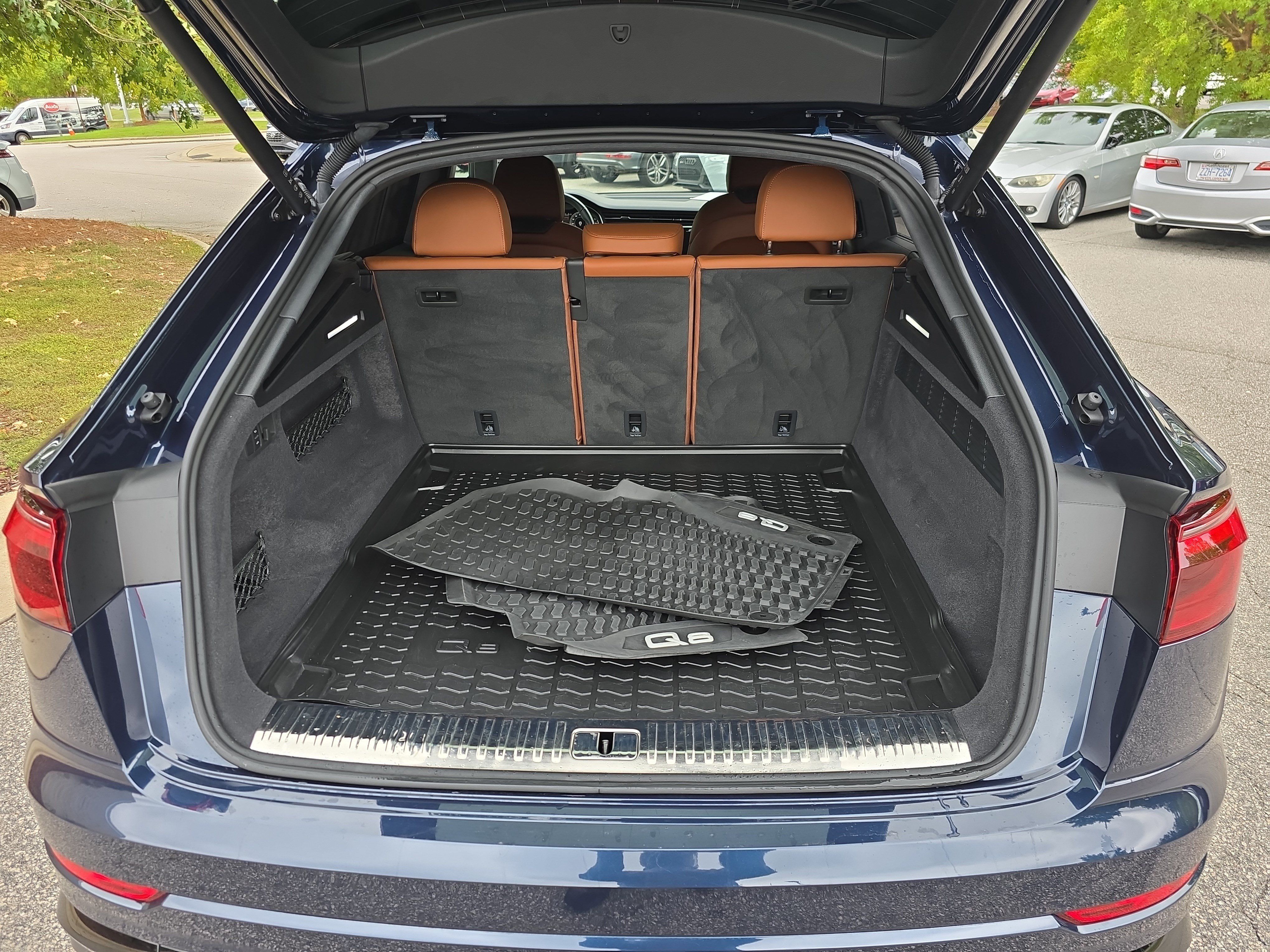 Used 2025 Audi Q8 Prestige AWD/4WD image 12