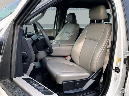 Used 2019 Ford F250 XL w/ Power Equipment Group image 21