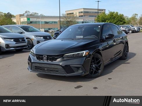 Used 2022 Honda Civic Sport image 1