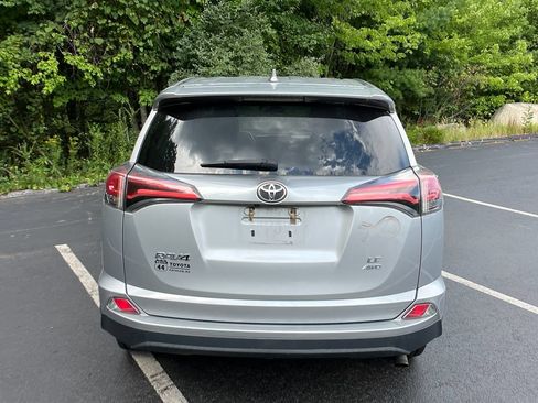 Used 2017 Toyota RAV4 LE w/ All Weather Liner Package AWD/4WD image 5