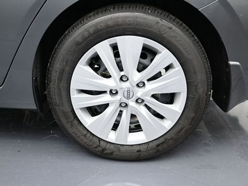 New 2025 Nissan Sentra S image 10