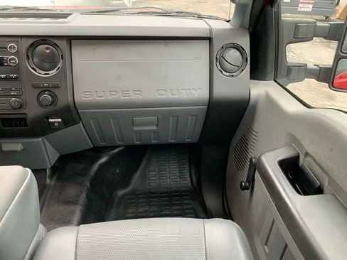 Used 2014 Ford F250 XL w/ XL Value Package image 14