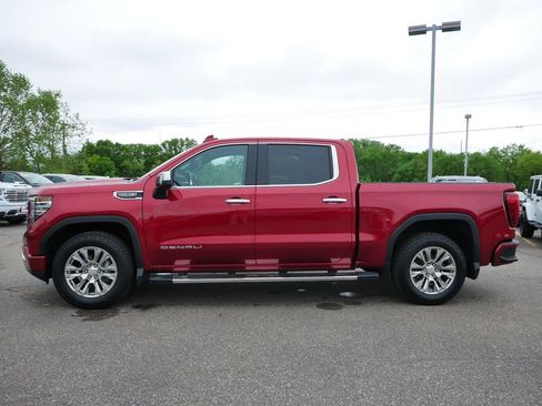 Used 2022 GMC Sierra 1500 Denali w/ Technology Package AWD/4WD image 6