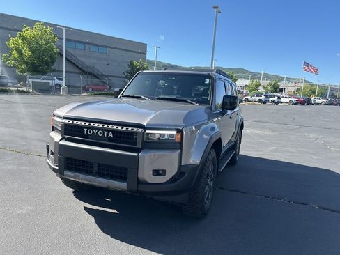 Used 2025 Toyota Land Cruiser AWD/4WD image 9