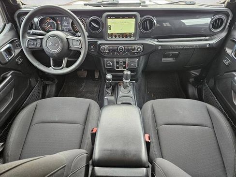 Used 2023 Jeep Wrangler Unlimited Sport image 19