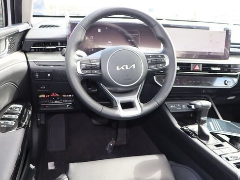 Used 2025 Kia K5 EX FWD image 5