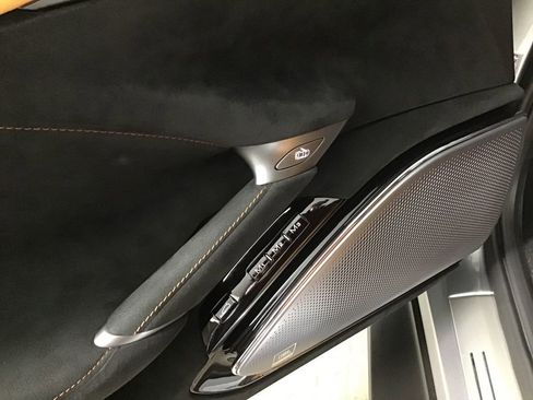 Used 2022 Ferrari Roma image 28