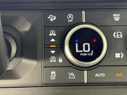 Certified 2025 Land Rover Defender 110 S image 20