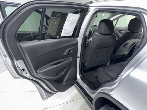 Used 2016 Chevrolet Trax LT image 21