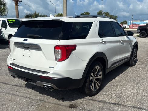 Used 2020 Ford Explorer Platinum AWD/4WD image 11