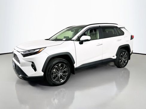 Certified 2024 Toyota RAV4 Limited w/ Advanced Technology Package AWD/4WD image 3