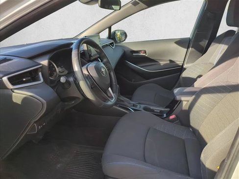 Used 2022 Toyota Corolla SE FWD image 12