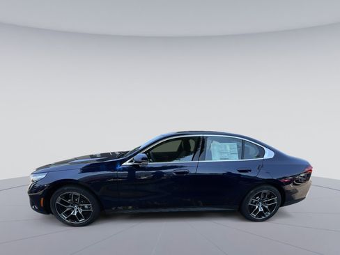 New 2026 BMW 530i xDrive w/ Premium Package AWD/4WD image 2