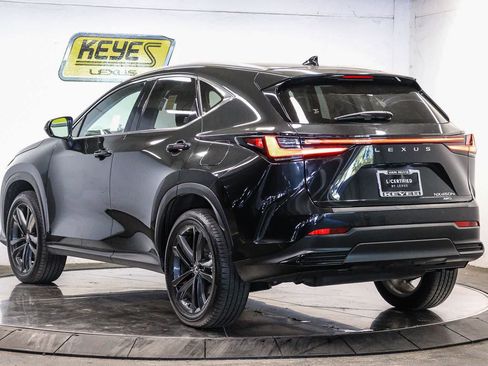 Used 2024 Lexus NX 450h+ AWD w/ Vision Package image 2