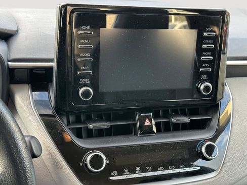 Certified 2020 Toyota Corolla L image 42