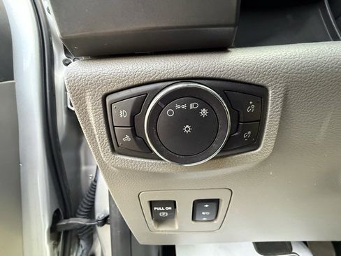 Used 2018 Ford F150 XLT w/ Equipment Group 302A Luxury image 27