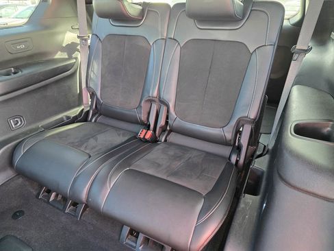 Used 2021 Jeep Grand Cherokee L Laredo image 17