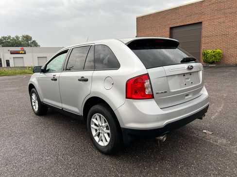 Used 2014 Ford Edge SE w/ Equipment Group 101A image 8