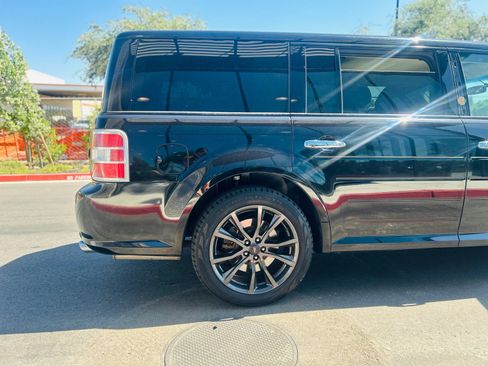 Used 2019 Ford Flex SEL w/ Equipment Group 202A FWD image 12