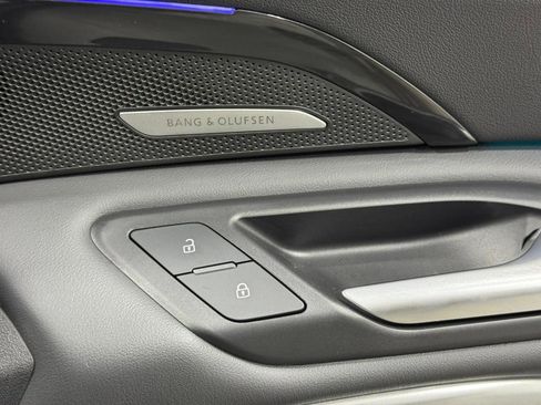 Used 2025 Audi Q5 Premium Plus w/ Premium Plus image 21