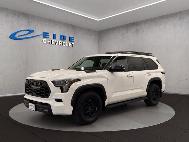 Used 2024 Toyota Sequoia TRD Pro AWD/4WD image 11