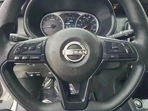 Used 2023 Nissan Kicks S image 12