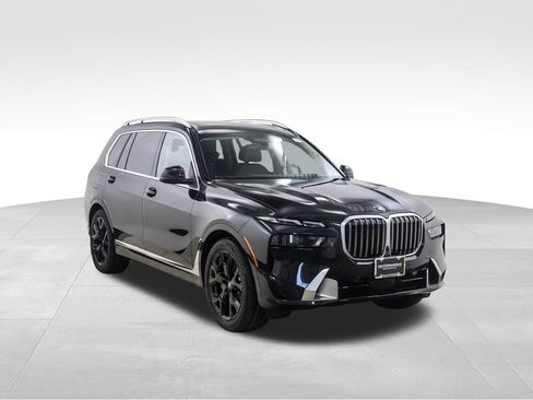 Used 2025 BMW X7 xDrive40i image 7