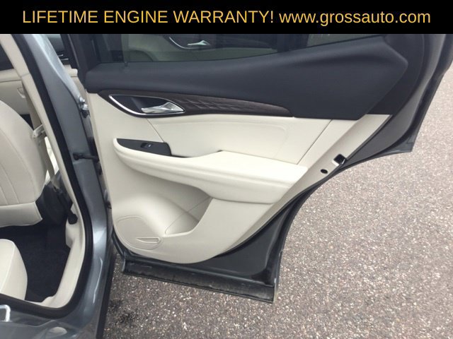 Used 2023 Buick Envision Avenir AWD/4WD image 31